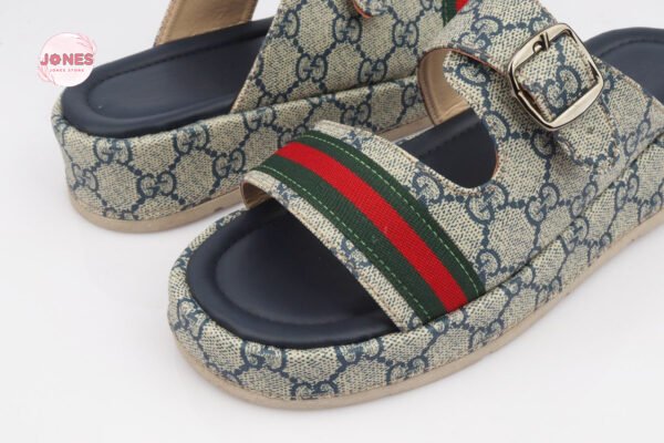⁦slipper⁩ - الصورة ⁦2⁩