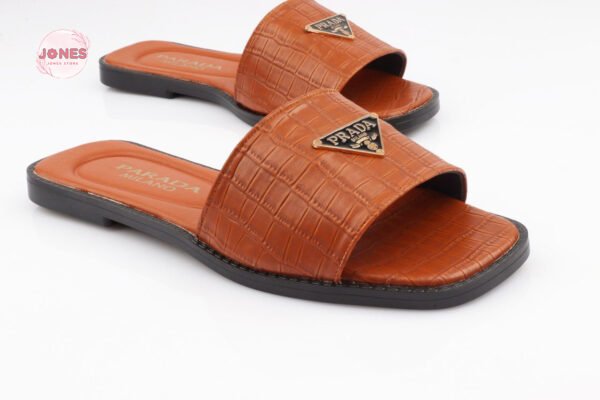 ⁦Slipper⁩ - الصورة ⁦5⁩